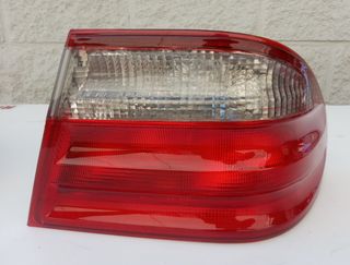 Mercedes Clase E W210 piloto intermitent