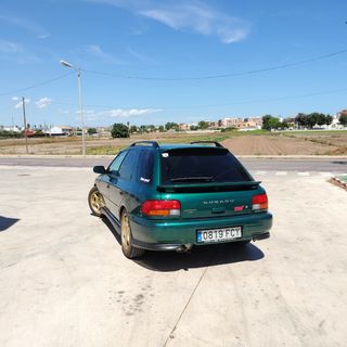 Subaru Impreza 1998 RX.
