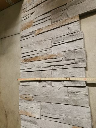 Pietra runner angolare marca Rastone.