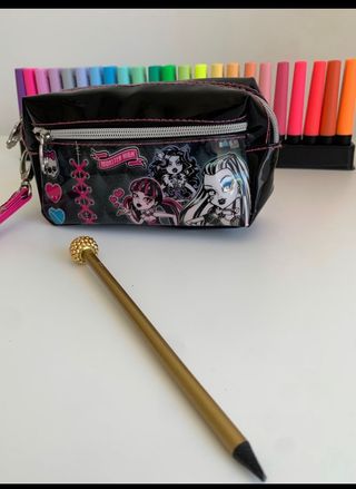 ESTUCHES REVLON, MONSTER HIGH y OTROS