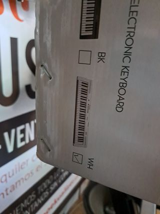 Teclado Oqan 61 teclas