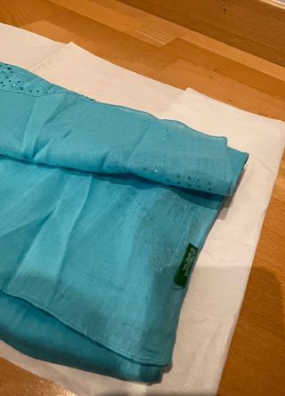 Pañuelo azul - Benetton