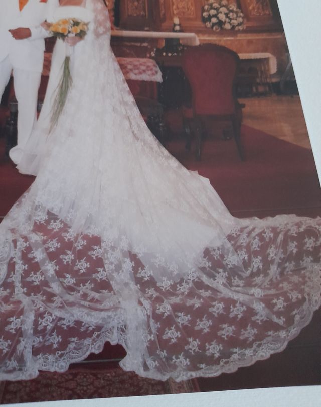 antigua mantilla chantilly novia / madrina