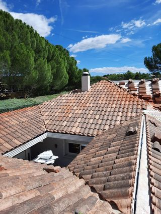Reparación e instalación de cubiertas y tejados, G