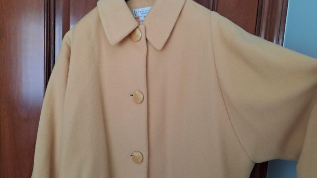 Abrigo George Rech amarillo largo lana