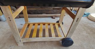 Barbacoa de gas con piedra volcánica