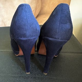 Zapatos Clara’s azules tacto terciopelo. Talla 38