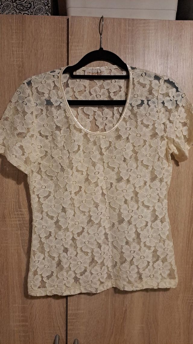 Camiseta elástica de encaje. Marca scudetto.