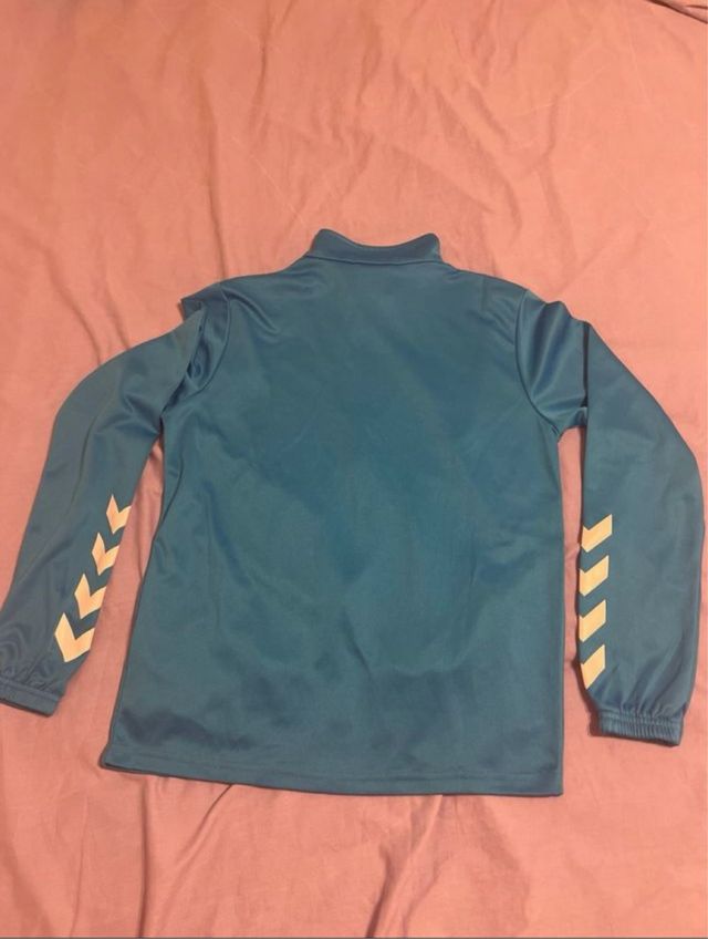 Equipación entreno Ropa futbol Avance 5€ hummel