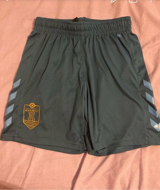 Equipación entreno Ropa futbol Avance 5€ hummel