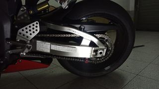 Honda cbr 1000 rr fireblade 2004