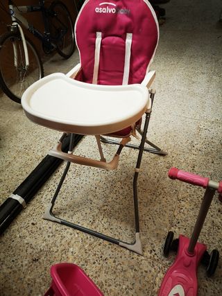 Trona, triciclo y patinete