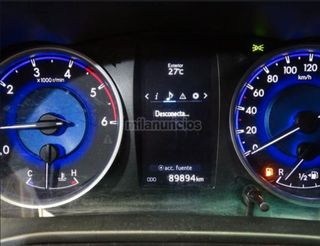 Toyota Hilux 2017 NO CAMBIOS Y NO NEGOCIABLE