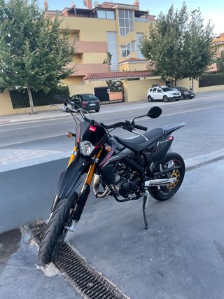 Rieju Mrt Moto 49 cambio por 125