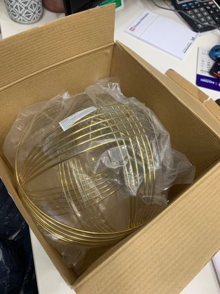 bola de metal dorada decoracion nueva