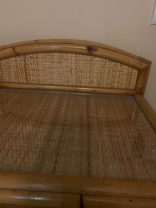 Conjunto dormitorio cabecero y mesita