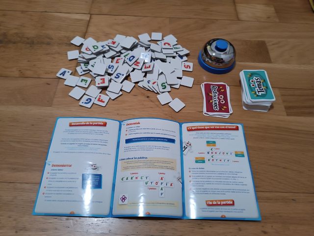 Demnoiak juego de mesa