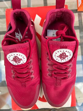 Nike Huarache Granates