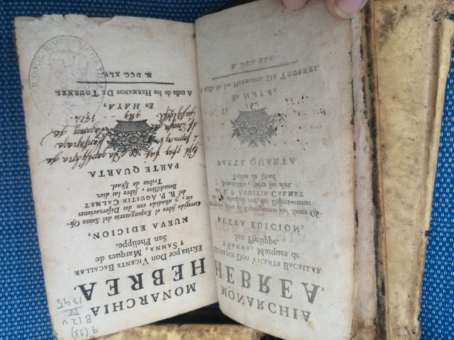 Monarchía hebrea libro del 1745 en 4 tomos