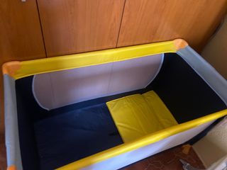 cuna de viaje hauck nueva y colchon regalo bajera