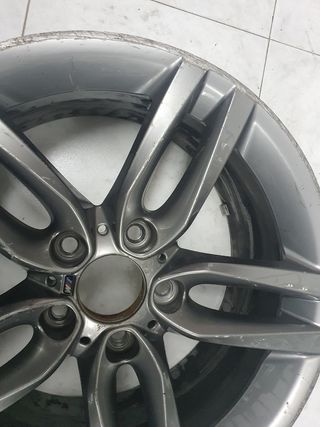 UNA llanta BMW serie 1 F20 18" style 461