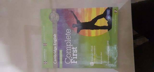Students book Cambridge Complete First