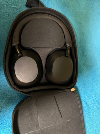 Sony WH-1000XM5
