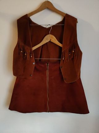 Conjunto vintage de piel, falda y chaleco