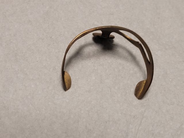 Protector lateral Fa# mano derecha Saxofón Tenor