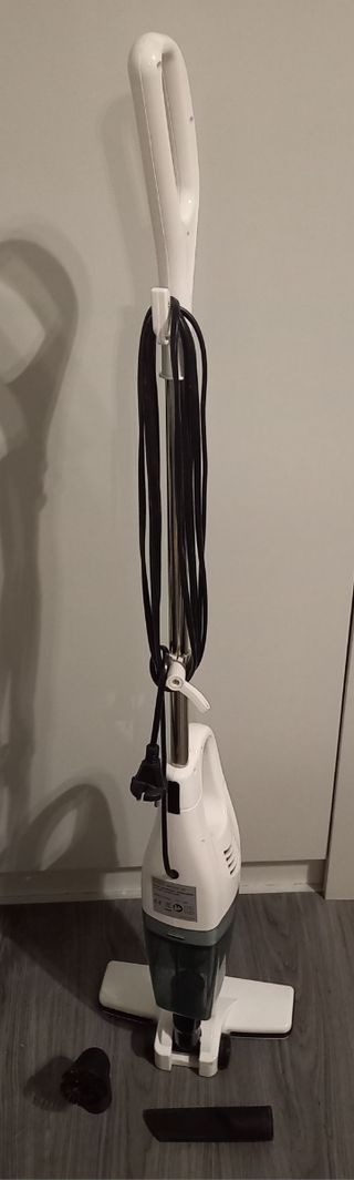 Aspiratore con filo.