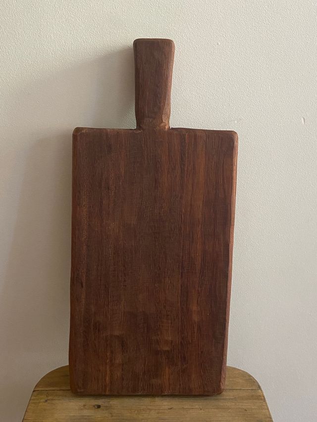 TABLA DE CORTAR DE MADERA HECHA A MANO