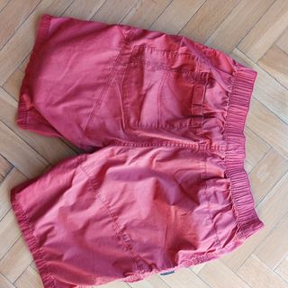 Bermuda hombre Decathlon rojo