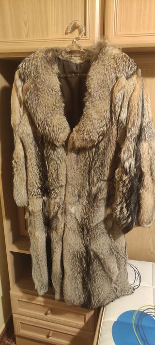 Abrigo de zorro del Canadá auténtico.