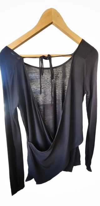 Blusa negra de fiesta 