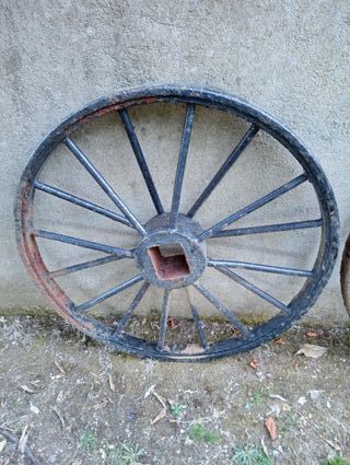 2 Ruedas Carro de Hierro macizo
