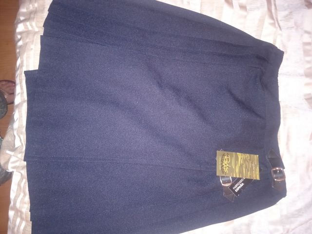 Falda tablas escolar