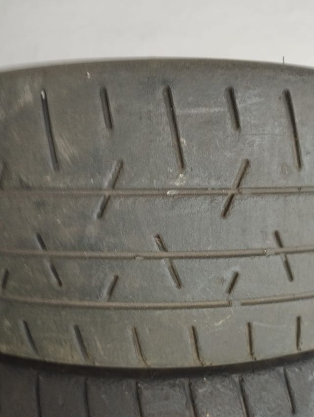 Slicks hankok T52 r16