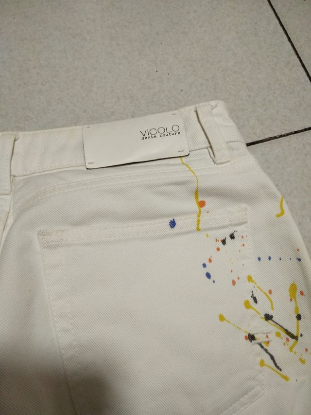 Pantaloni jeans
