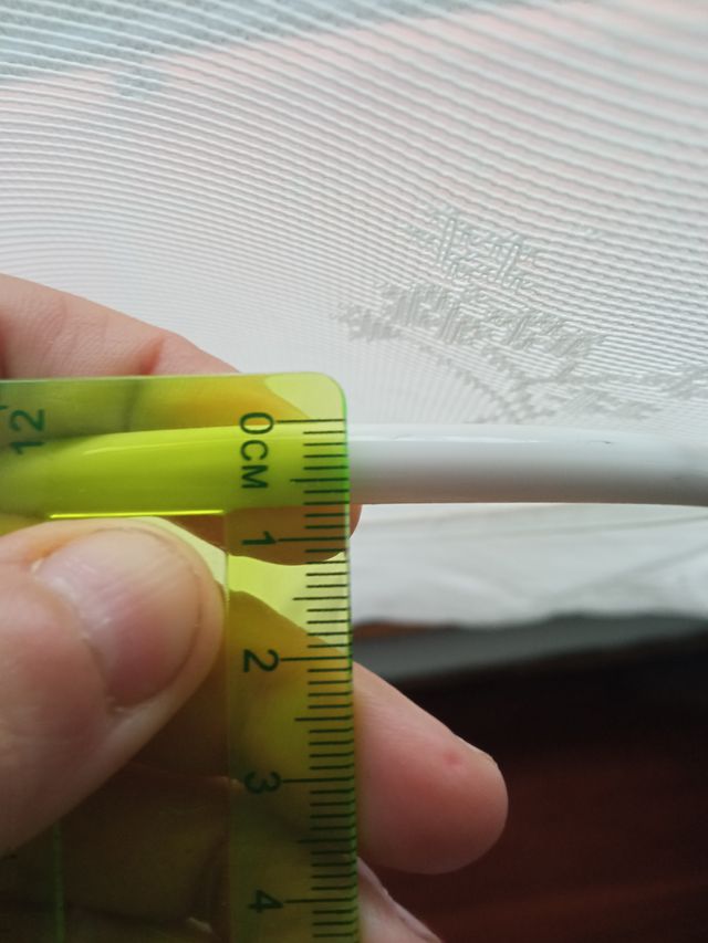 Diadema negra con flores