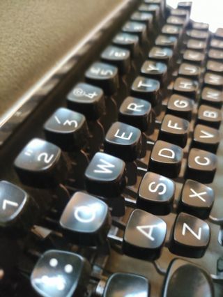 🔝 Maquina de escribir Olympia De Luxe 1957