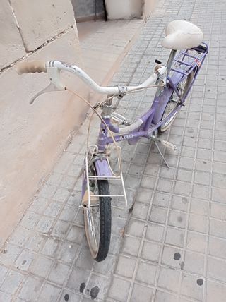 Antigua bicicleta cinzia