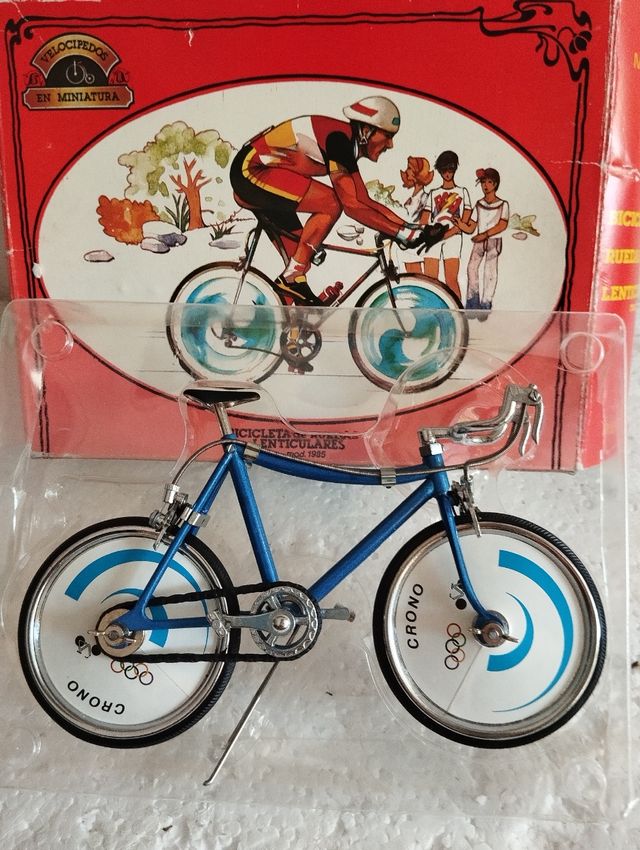 VELOCIPEDOS EN MINIATURA.