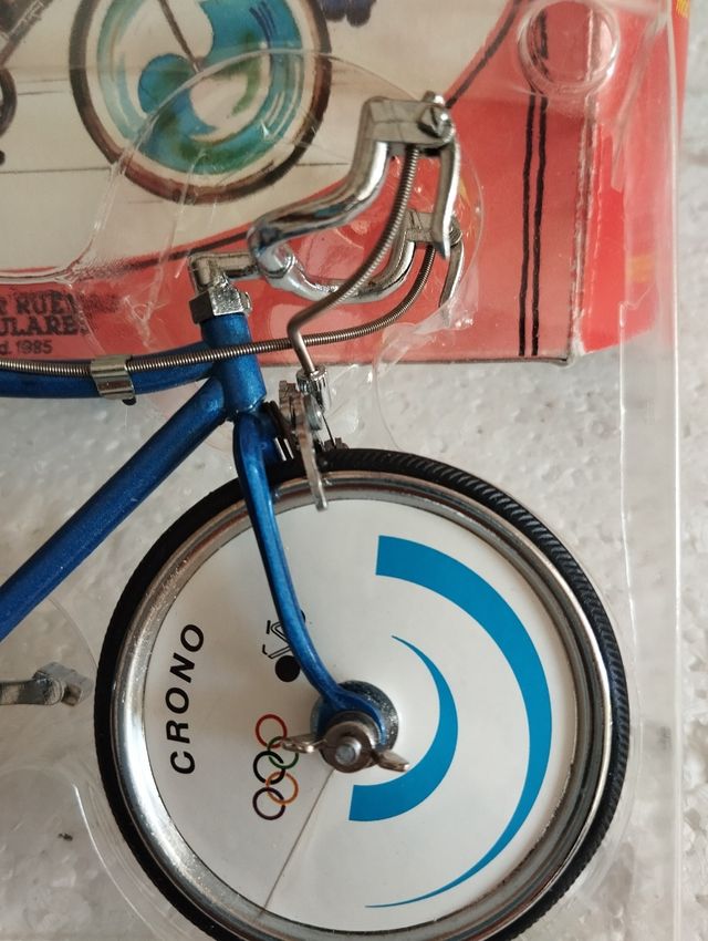 VELOCIPEDOS EN MINIATURA.