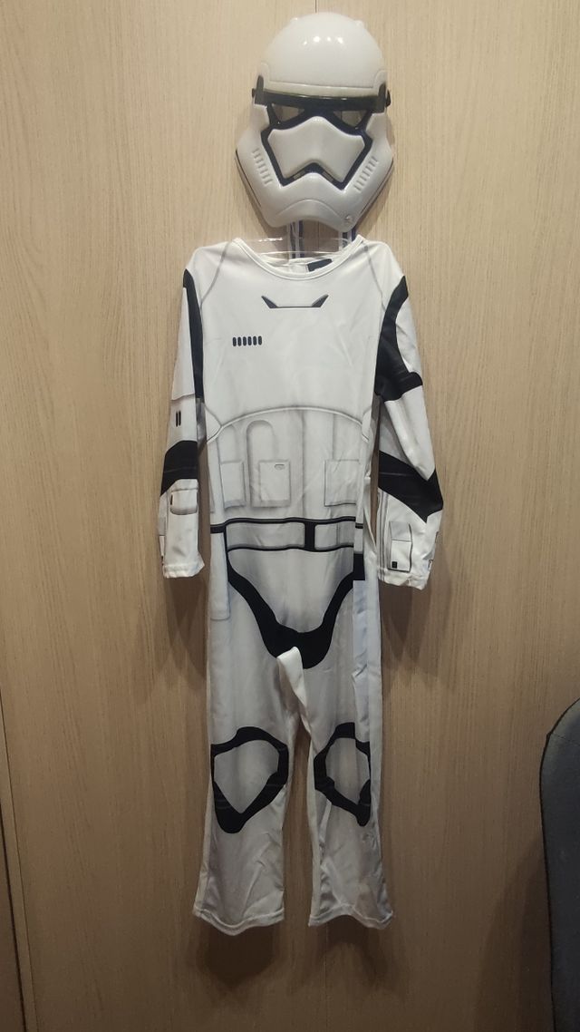 Disfraz Star Wars Stormtrooper. Talla 5-6.
