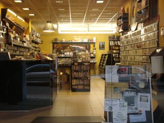 Local cèntric a Manlleu, botiga