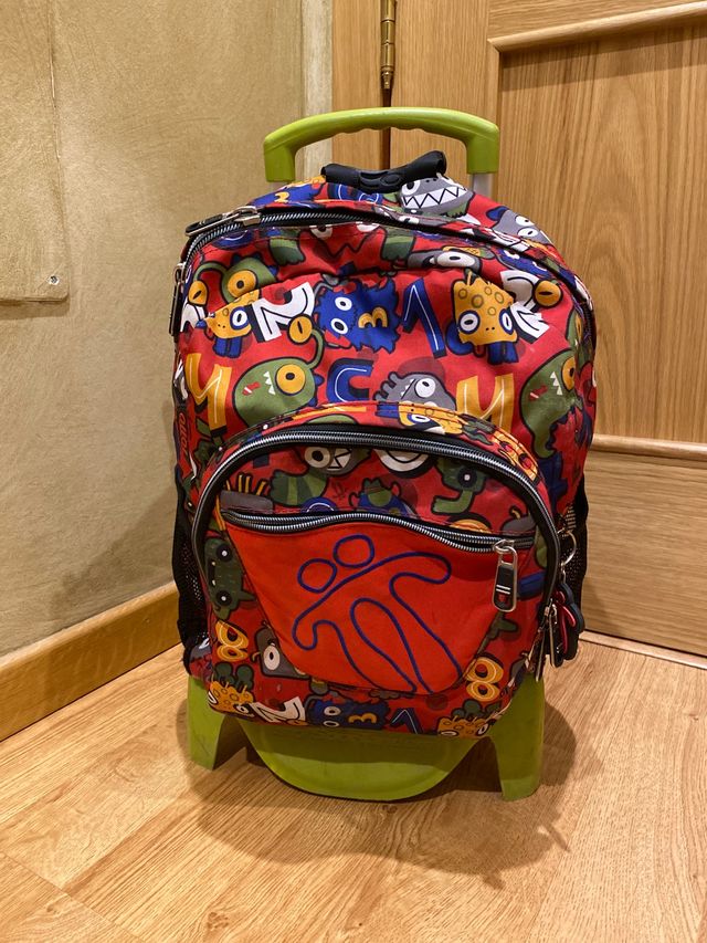 mochila con ruedas