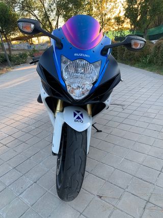 Suzuki gsxr 750