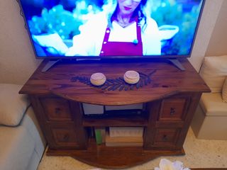 Mesa de Tv y mesa de arcón