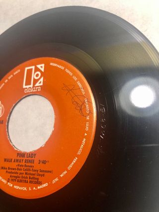 Pink Lady vinilo Kiss In The Dark Single