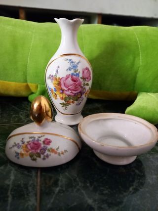 Juego de tocador de porcelana antiguo 